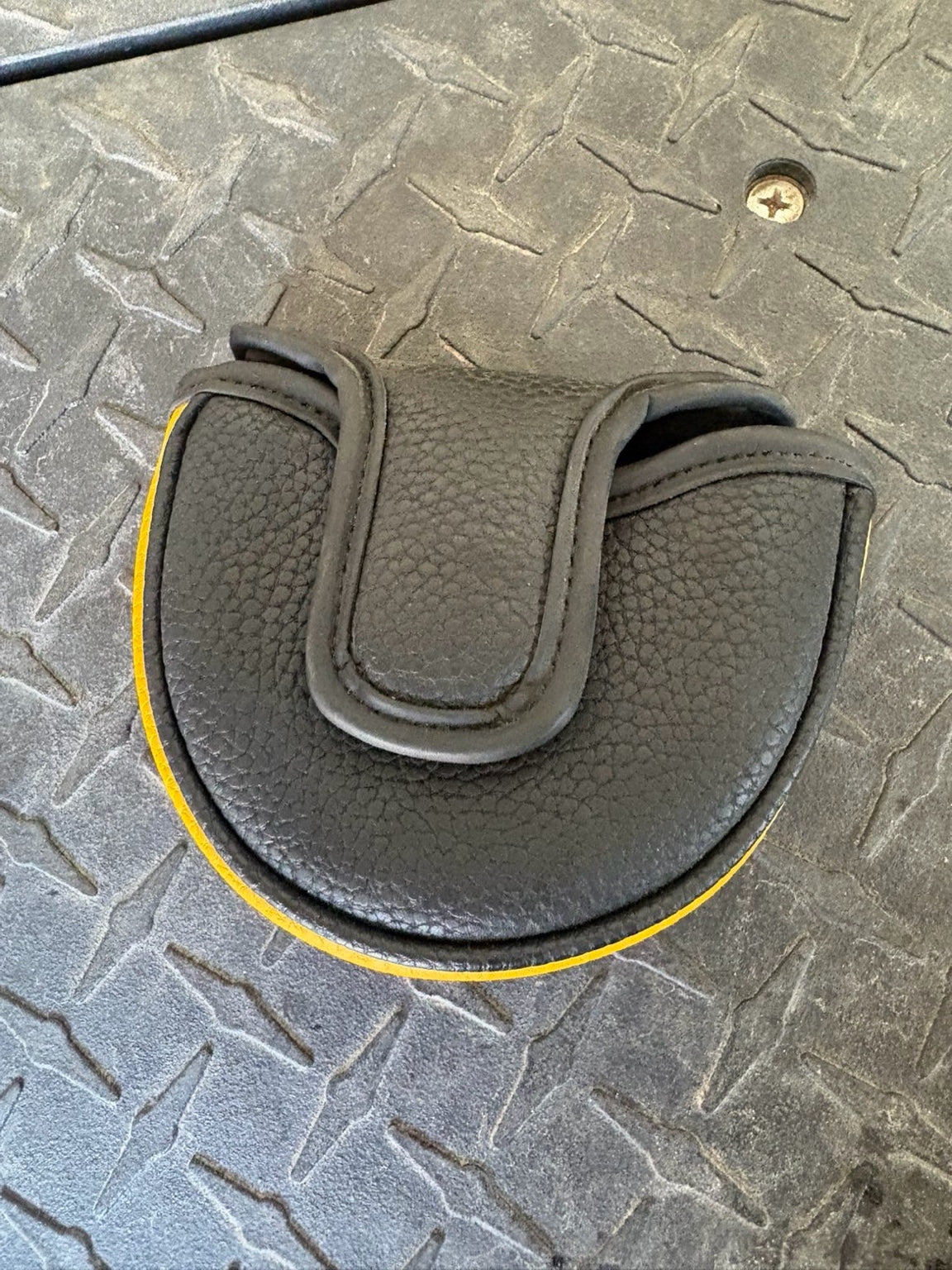 Pittsburgh Steelers Putter Head Cover – Black & Yellow Embroidered